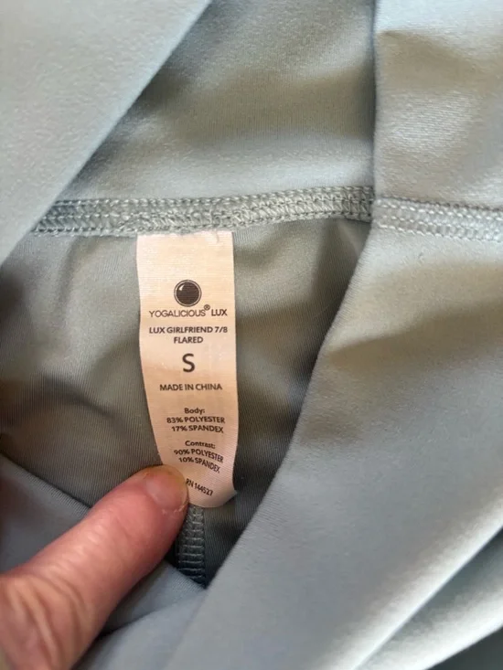 Yogalicious Luv Girlfriend W XS Split-Hem Hippie Flare Leggings Lite Sage Green - Picture 4 of 5